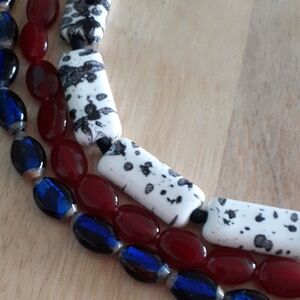 NWOT 3 Strand Glass Bead Bundle LL103